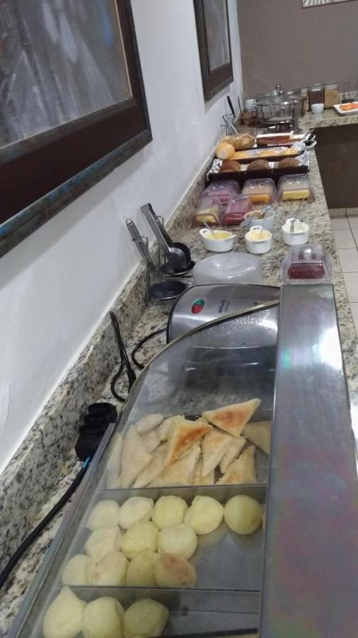 Hotel e Restaurante Canta Galo Jacarezinho Esterno foto
