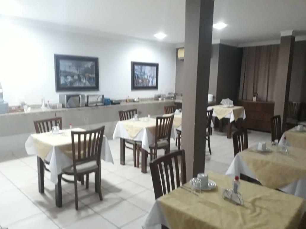 Hotel e Restaurante Canta Galo Jacarezinho Esterno foto